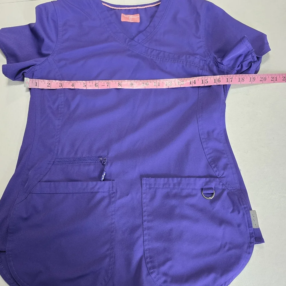 Ava Therese XS Purple Scrub Set - Picture 12 of 12